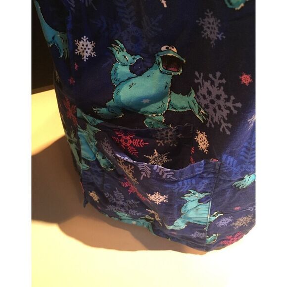 Cookie Monster Sesame Street Scrub Top Size Small - Picture 7 of 11
